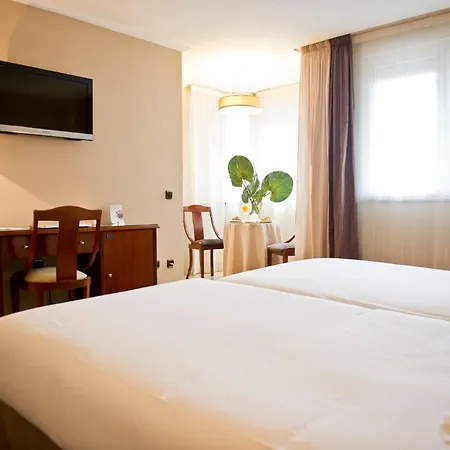San Pedro Hotel 3*